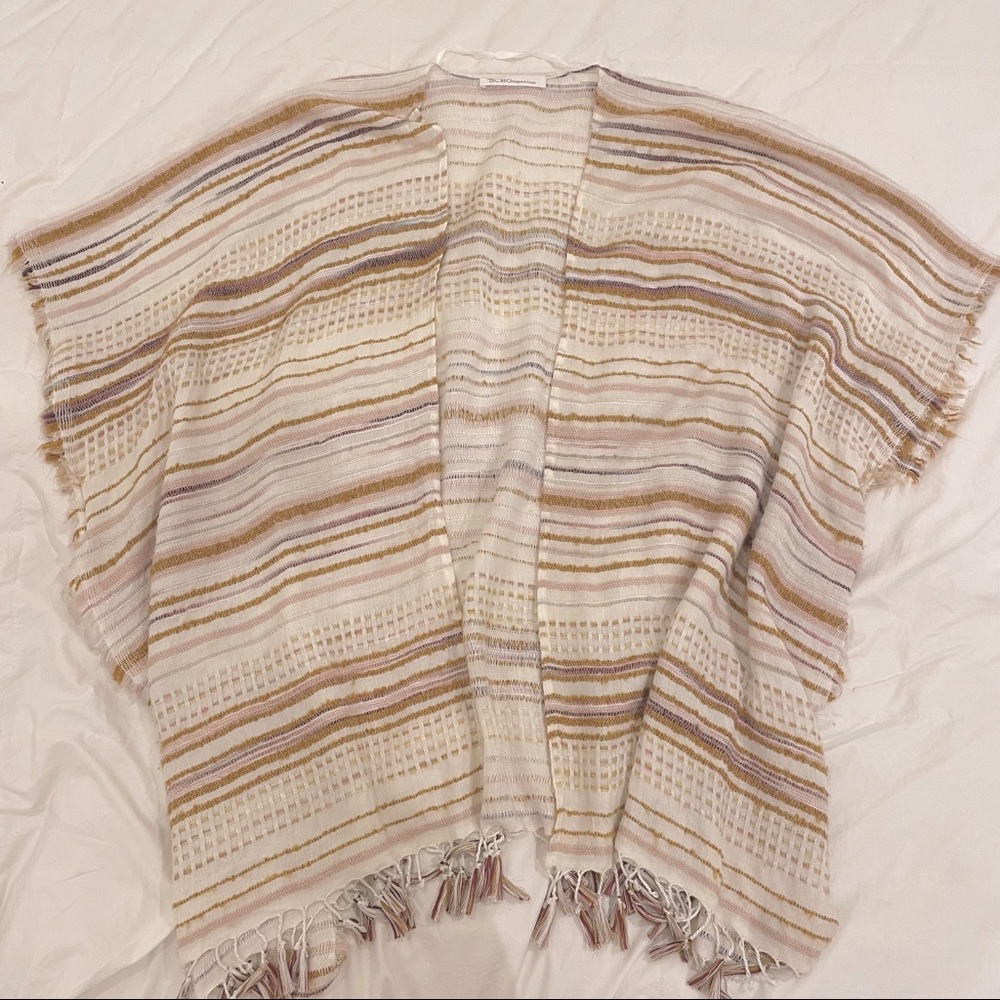 BCBG cover up poncho